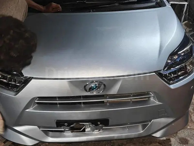 Daihatsu Mira 2024