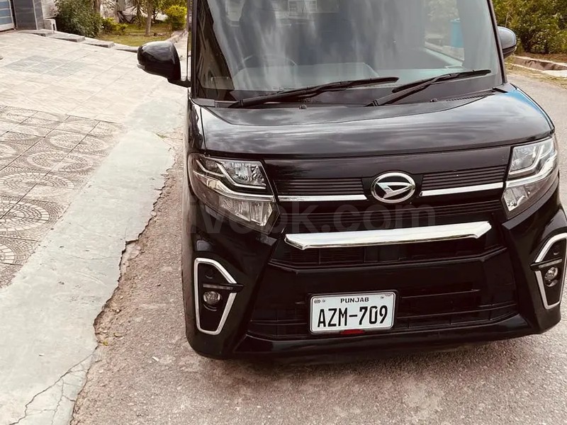 Daihatsu Tanto 2019