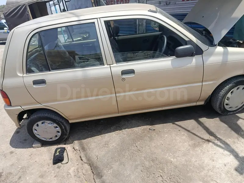 Daihatsu Cuore 2011