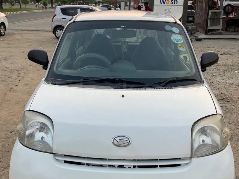 Daihatsu Esse 2007