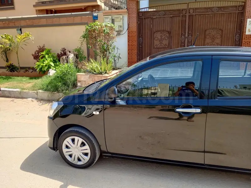 Daihatsu Mira 2021