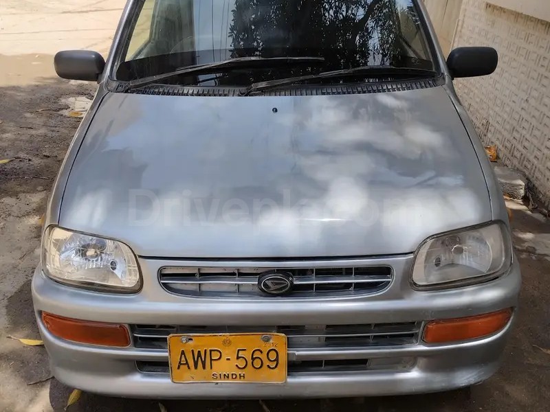 Daihatsu Cuore 2012