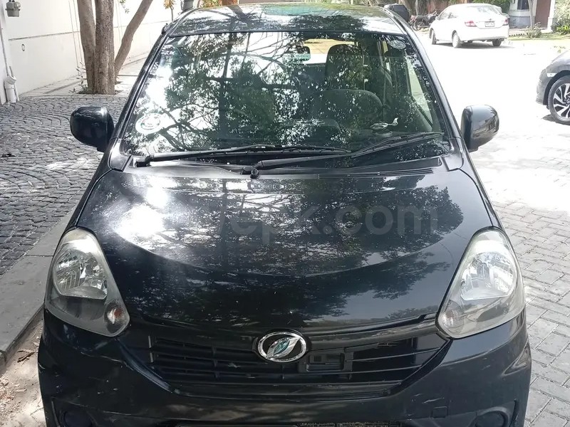 Daihatsu Mira 2015