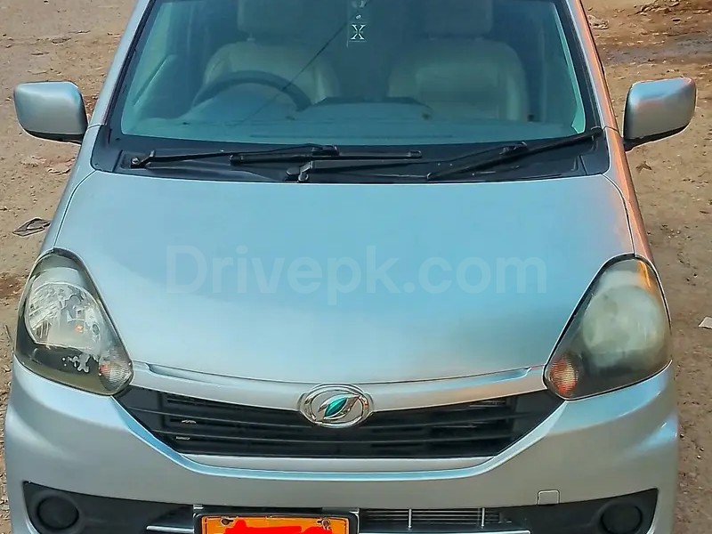 Daihatsu Mira 2012