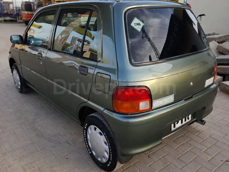 Daihatsu Cuore 2011