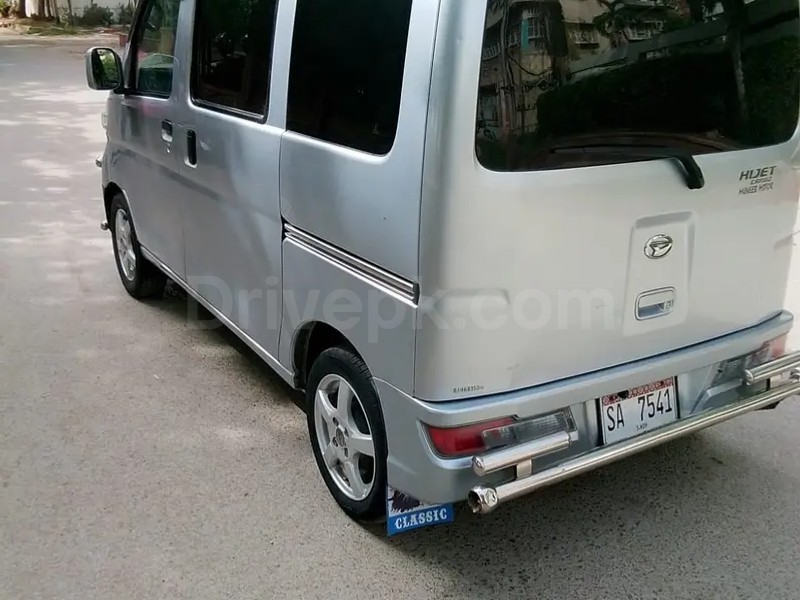 Daihatsu Hijet 2019