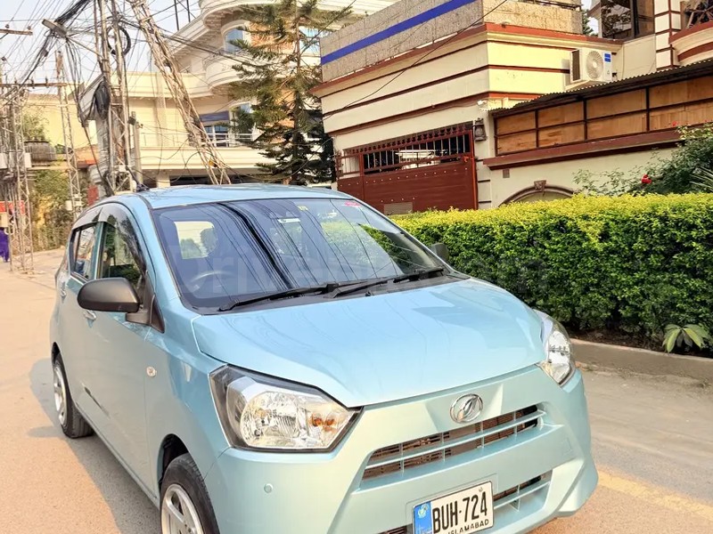 Daihatsu Mira 2020