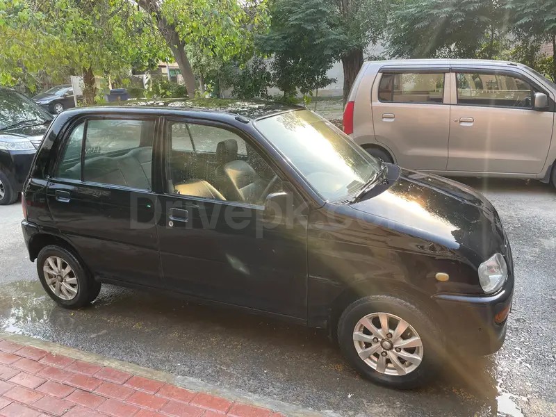 Daihatsu Cuore 2003