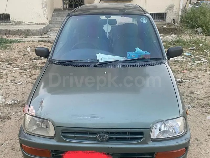 Daihatsu Cuore 2011