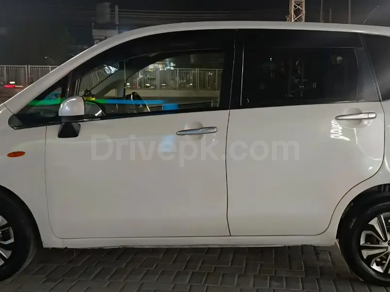 Daihatsu Move 2013
