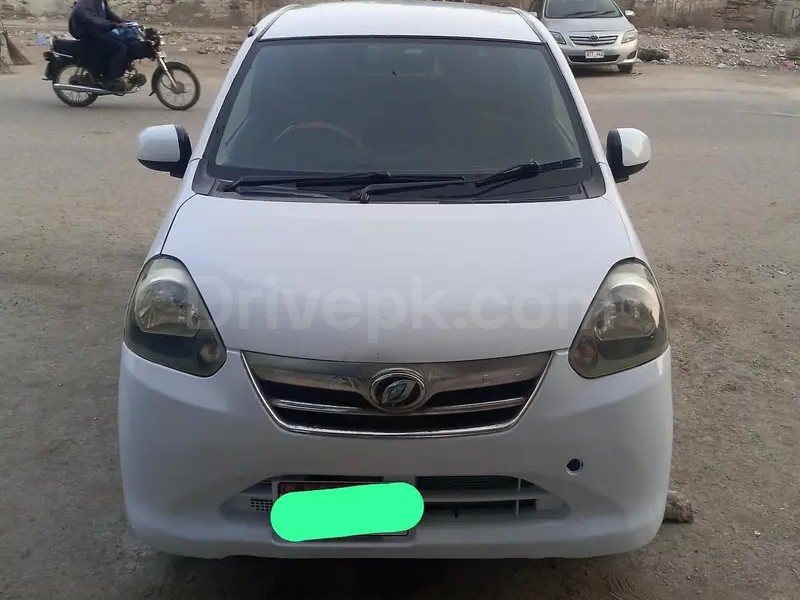 Daihatsu Mira 2013