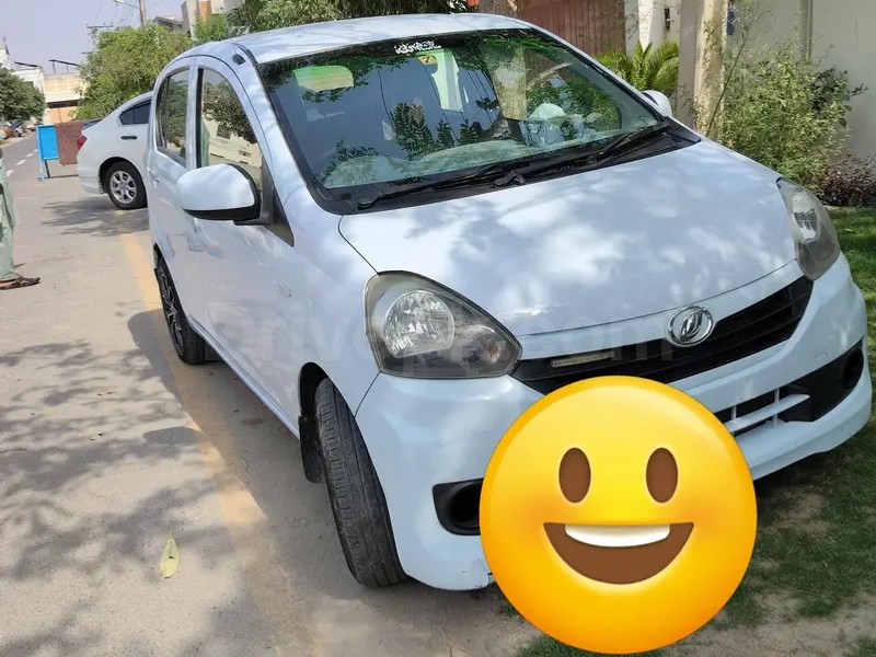 Daihatsu Mira 2014