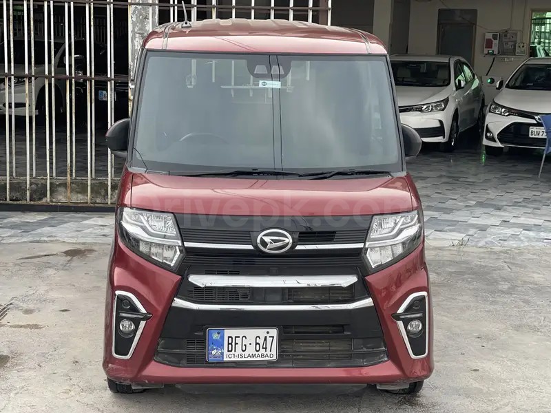 Daihatsu Tanto 2022