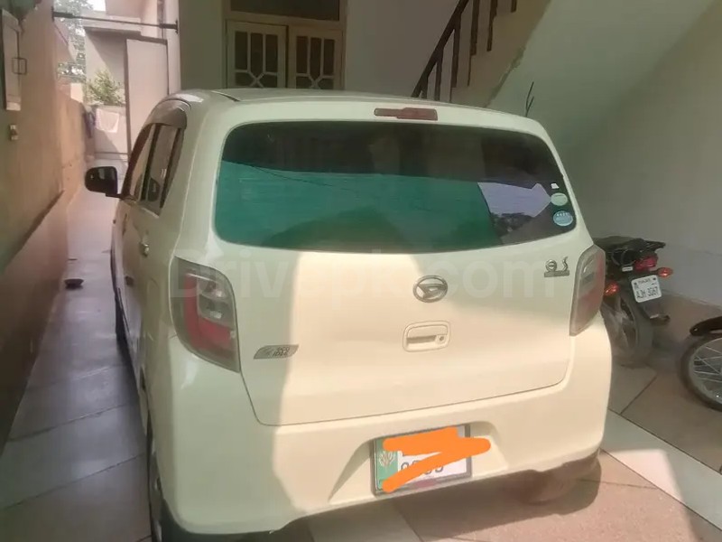 Daihatsu Mira 2014