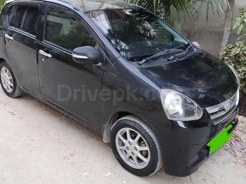 Daihatsu Mira 2015