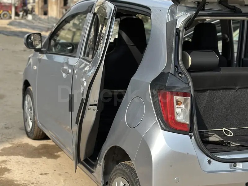 Daihatsu Mira 2020