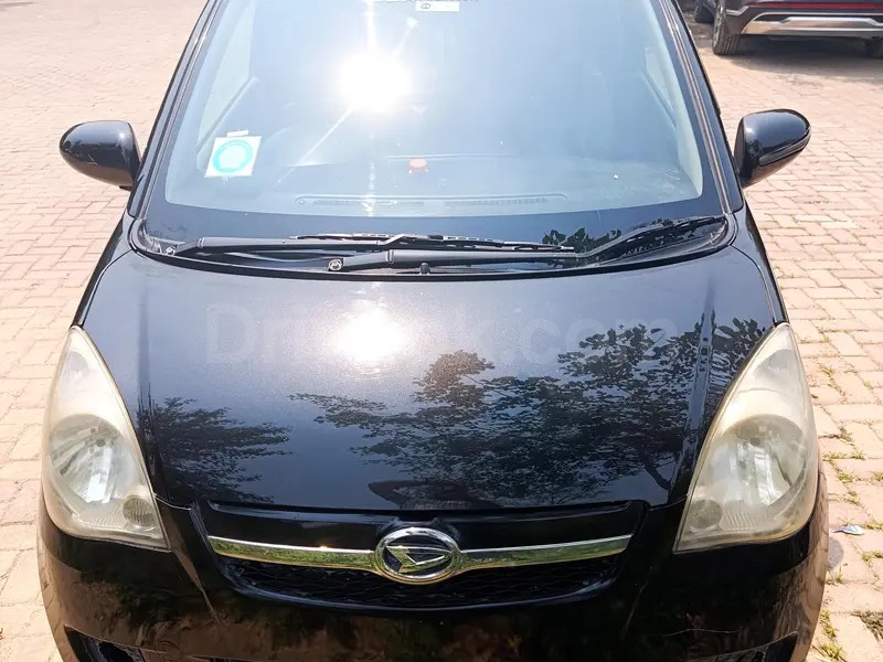 Daihatsu Mira 2011