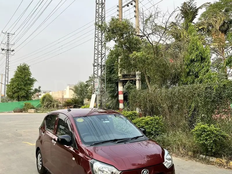 Daihatsu Mira 2020