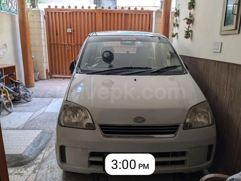 Daihatsu Mira 2006