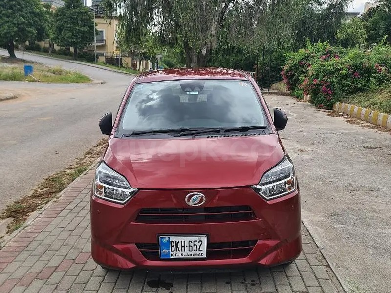 Daihatsu Mira 2022