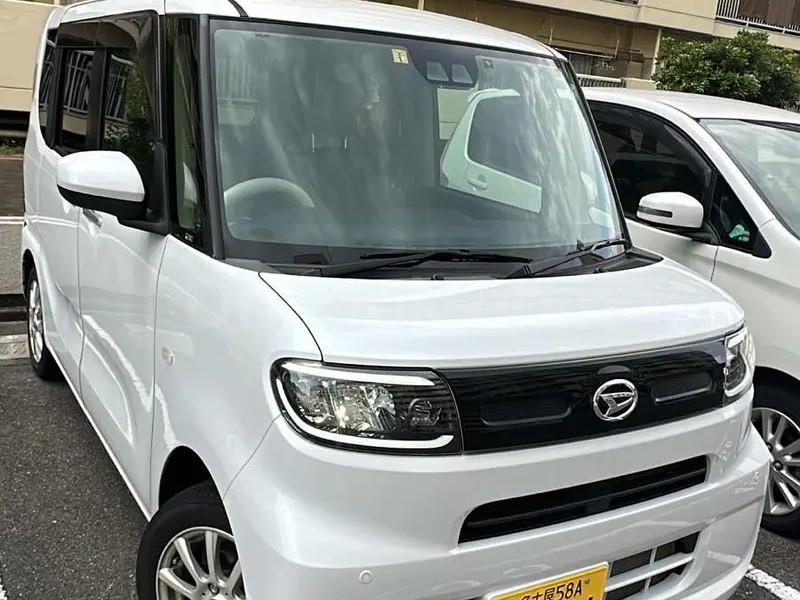Daihatsu Tanto 2022
