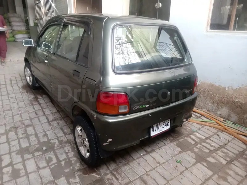 Daihatsu Cuore 2011