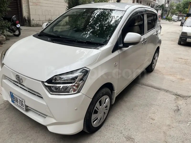 Daihatsu Mira 2018