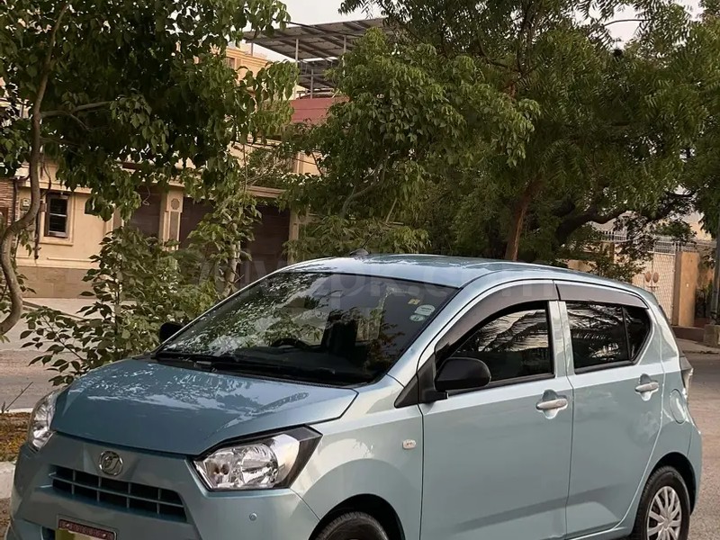 Daihatsu Mira 2020