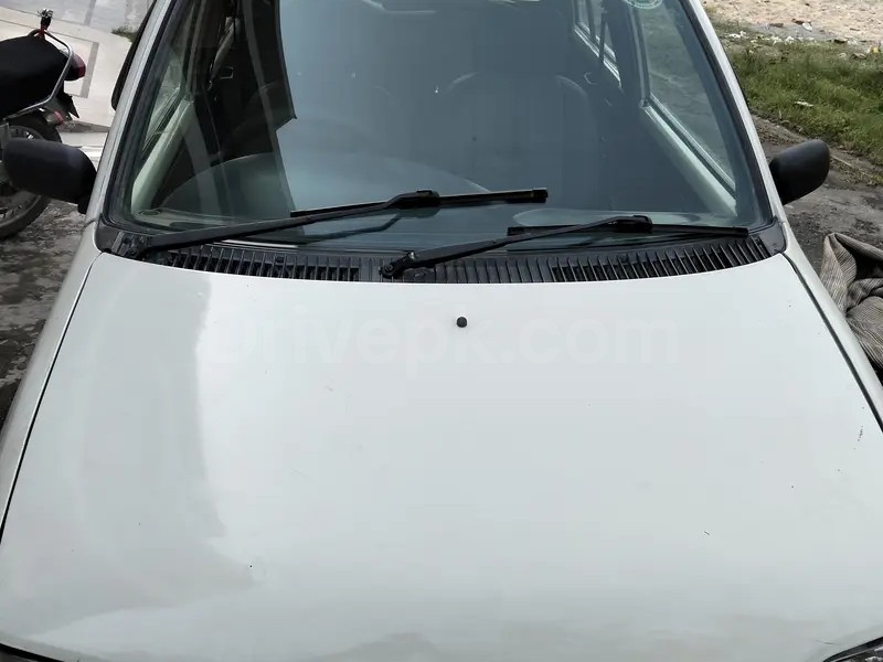 Daihatsu Cuore 2011