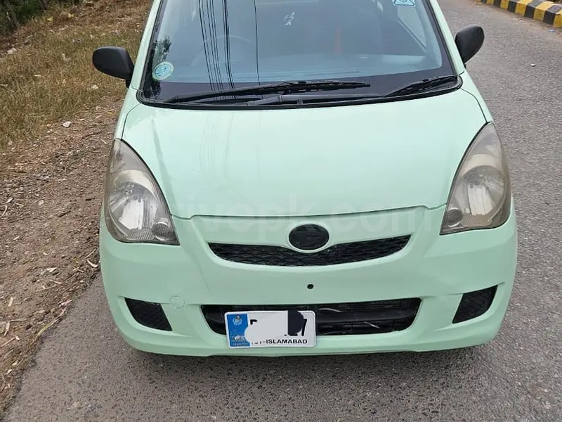 Daihatsu Mira 2009