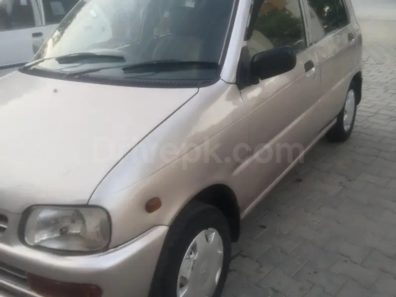 Daihatsu Cuore 2004