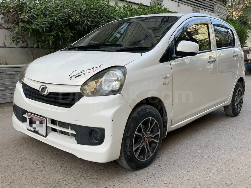 Daihatsu Mira 2014