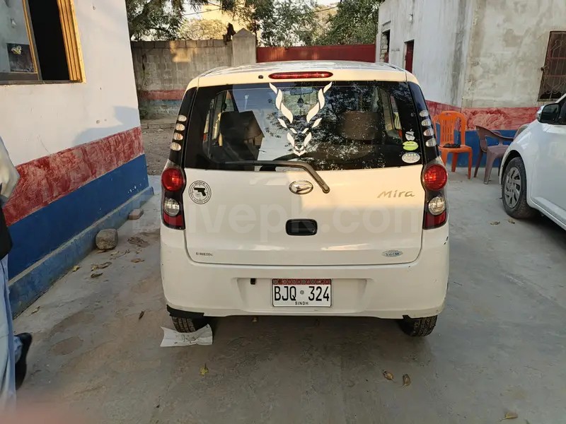 Daihatsu Mira 2017