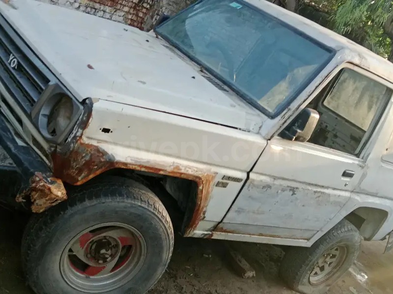 Daihatsu Rocky 1986