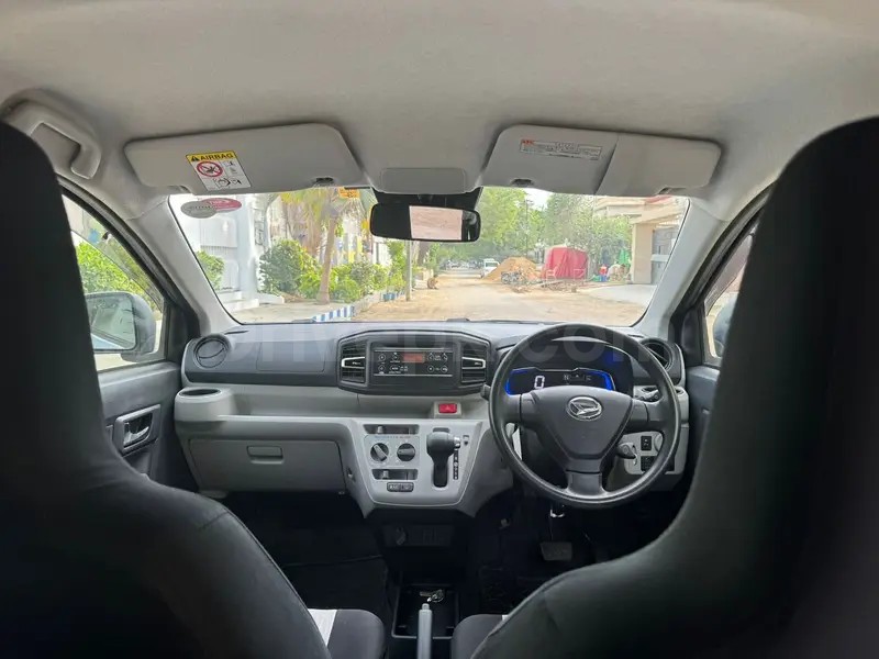 Daihatsu Mira 2022