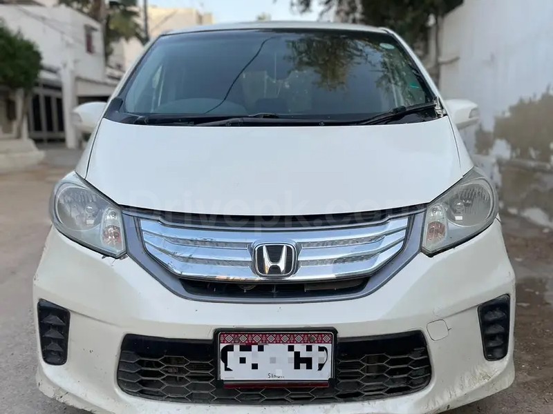 Daihatsu Mira 2012