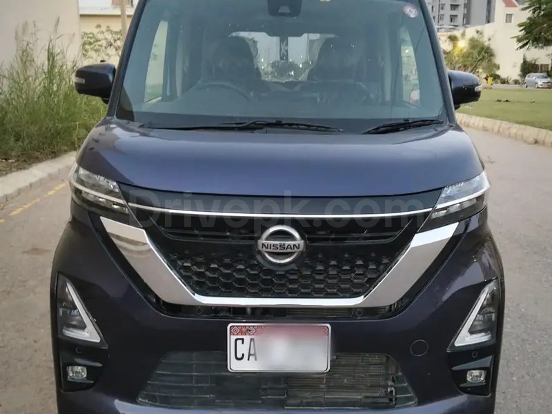 Nissan Roox 2020