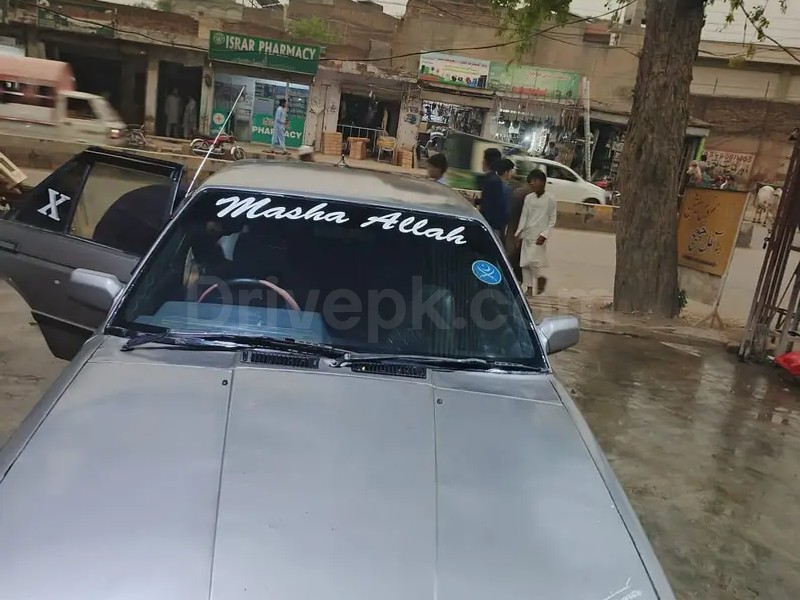 Nissan Sunny 1988