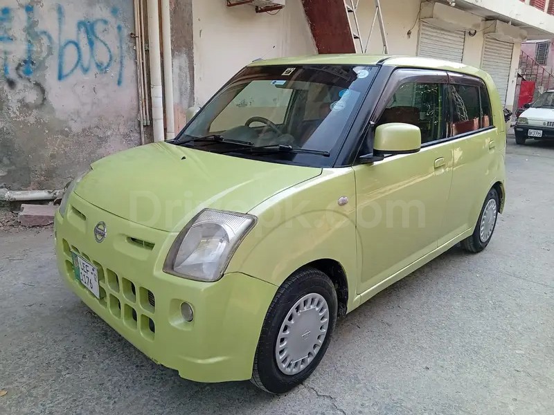 Nissan Pino 2007