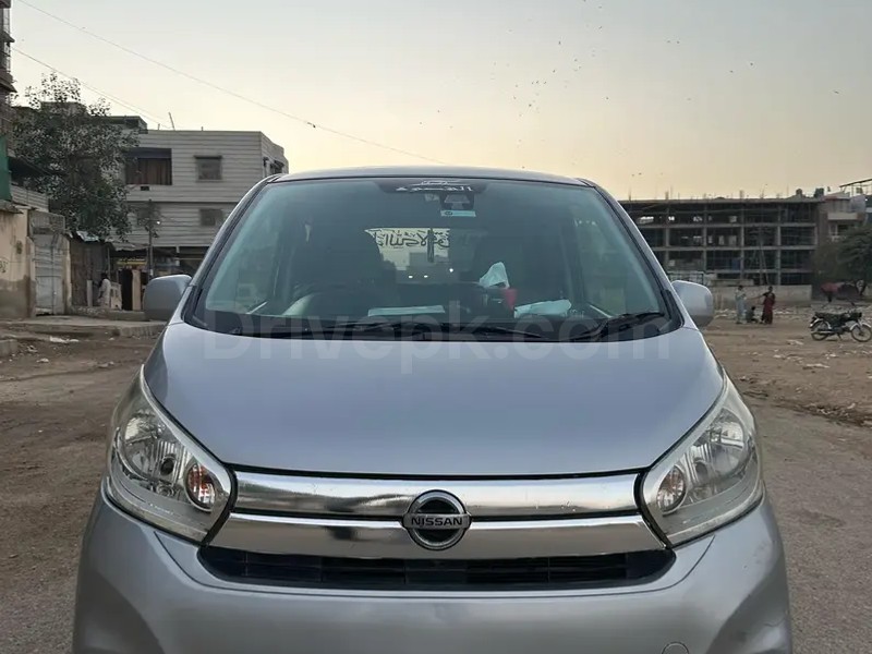 Nissan Dayz 2015