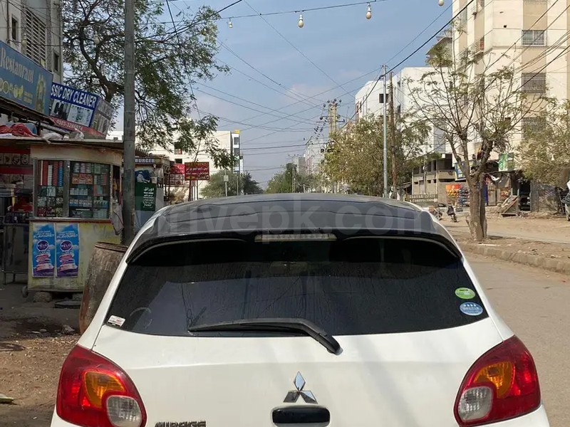 Mitsubishi Mirage 2012