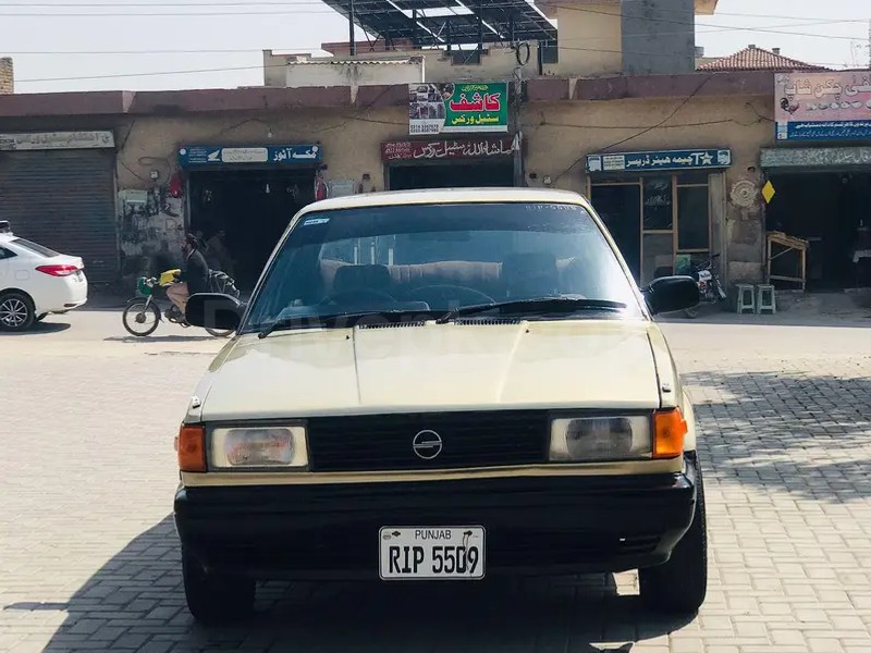 Nissan Sunny 1988