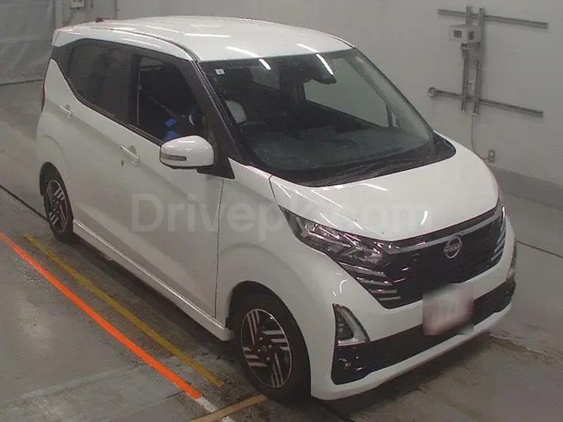 Nissan Dayz Highway Star 2023