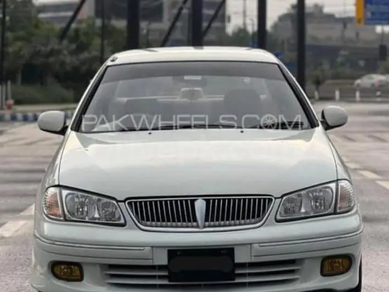 Nissan Sunny 2005