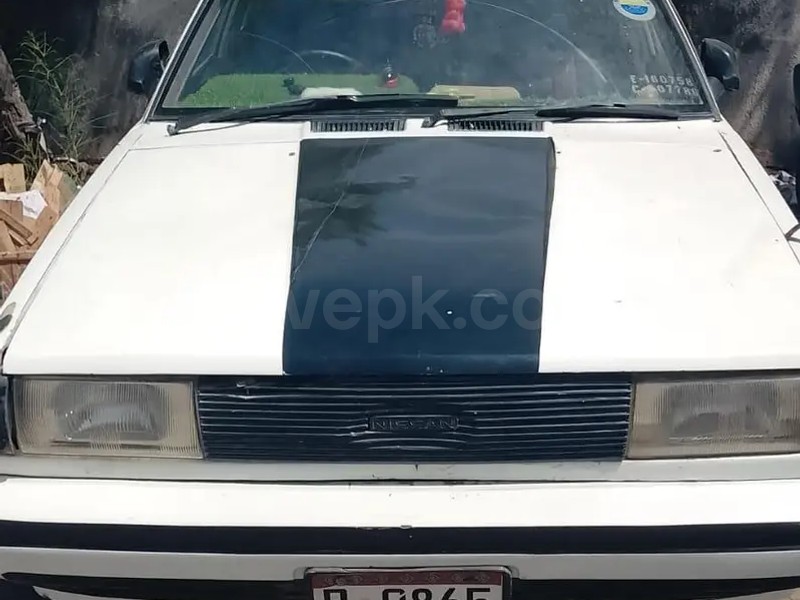 Nissan Sunny 1900