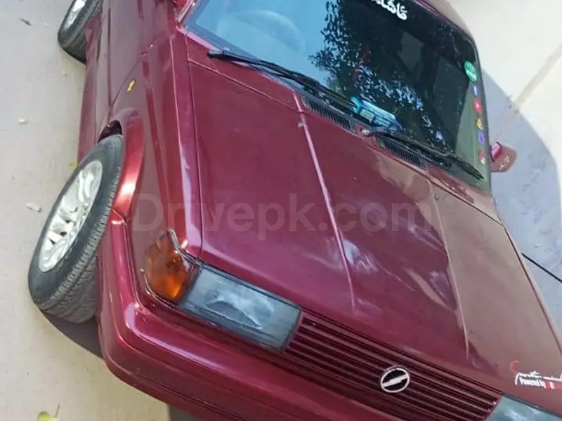 Nissan Sunny 1989