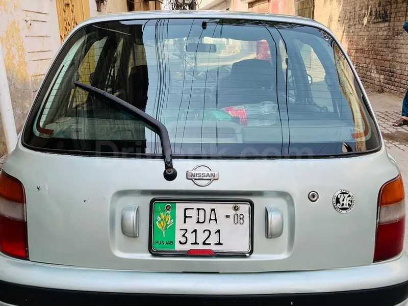 Nissan March 1997