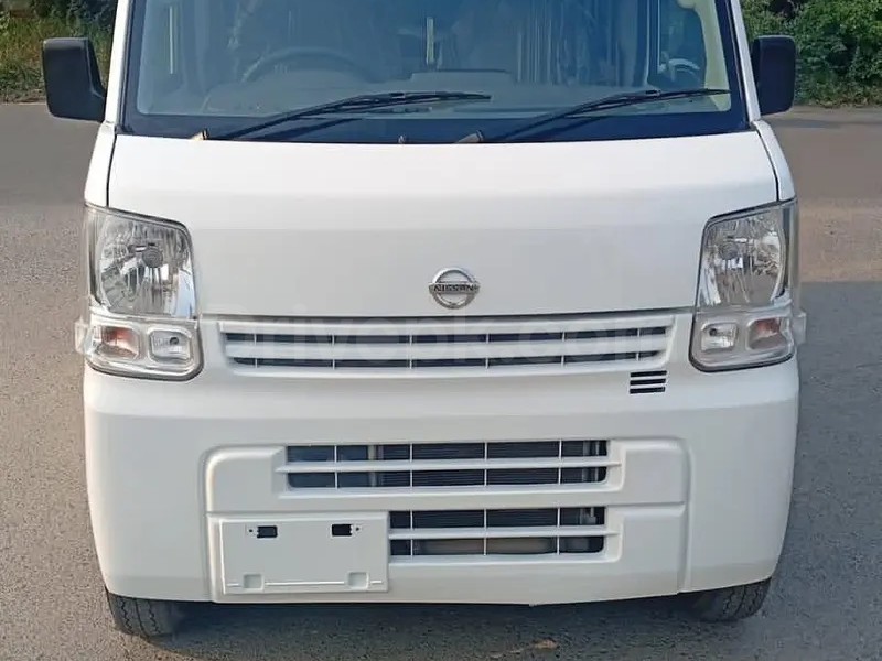 Nissan Clipper 2000