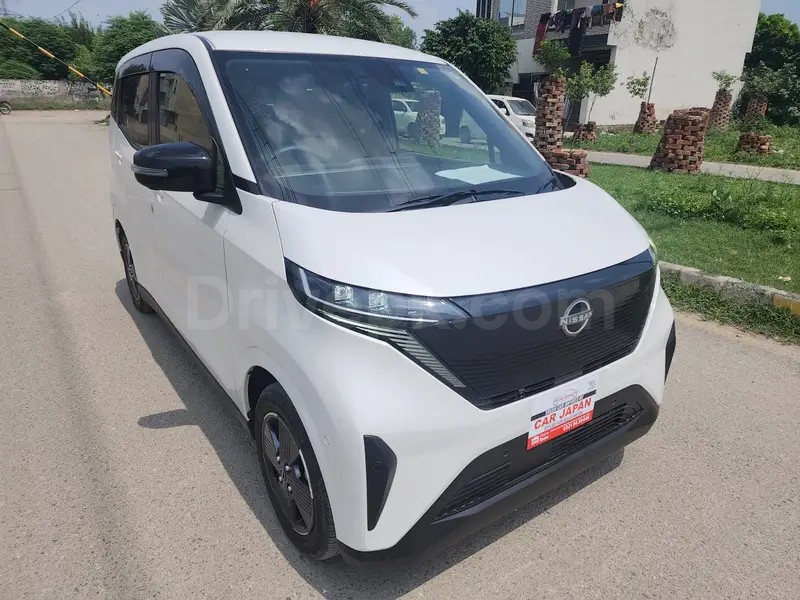 Nissan Sakura 2023