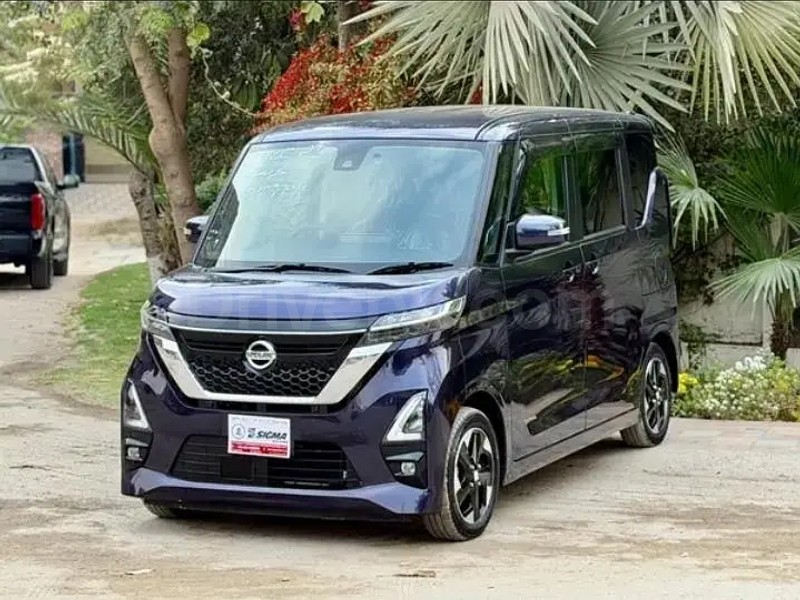 Nissan Roox 2022